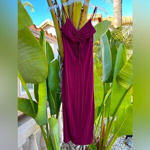 Bear Dance 💃🏼 Spaghetti Strap Lined Sexy Party Dress Soft Keyhole Fun Holiday